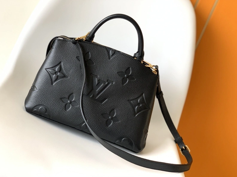 LX Top Handle Bags Classic 6917
