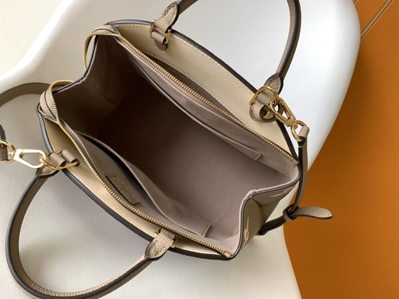 Affordable LX Top Handle Bags 6908