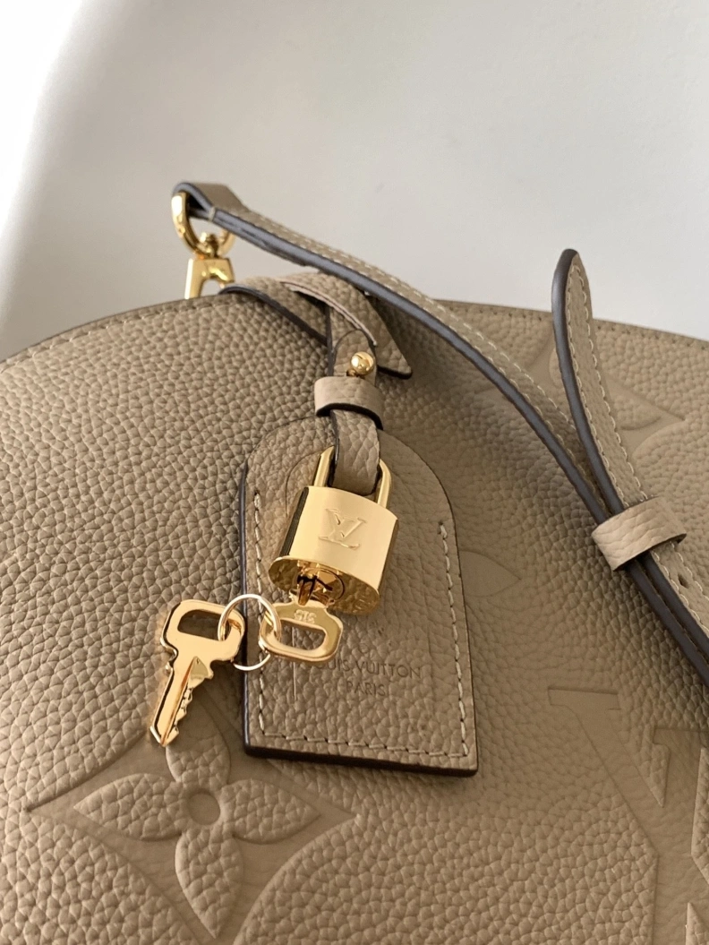 Timeless LX Top Handle Bags 6915