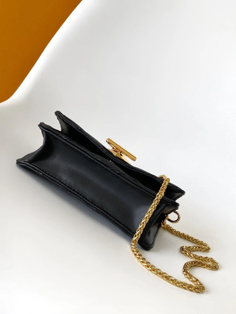 Sophisticated LX Twist Denim Bags 6802