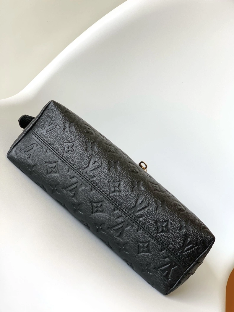 LX Top Handle Bags Fashionable 6923