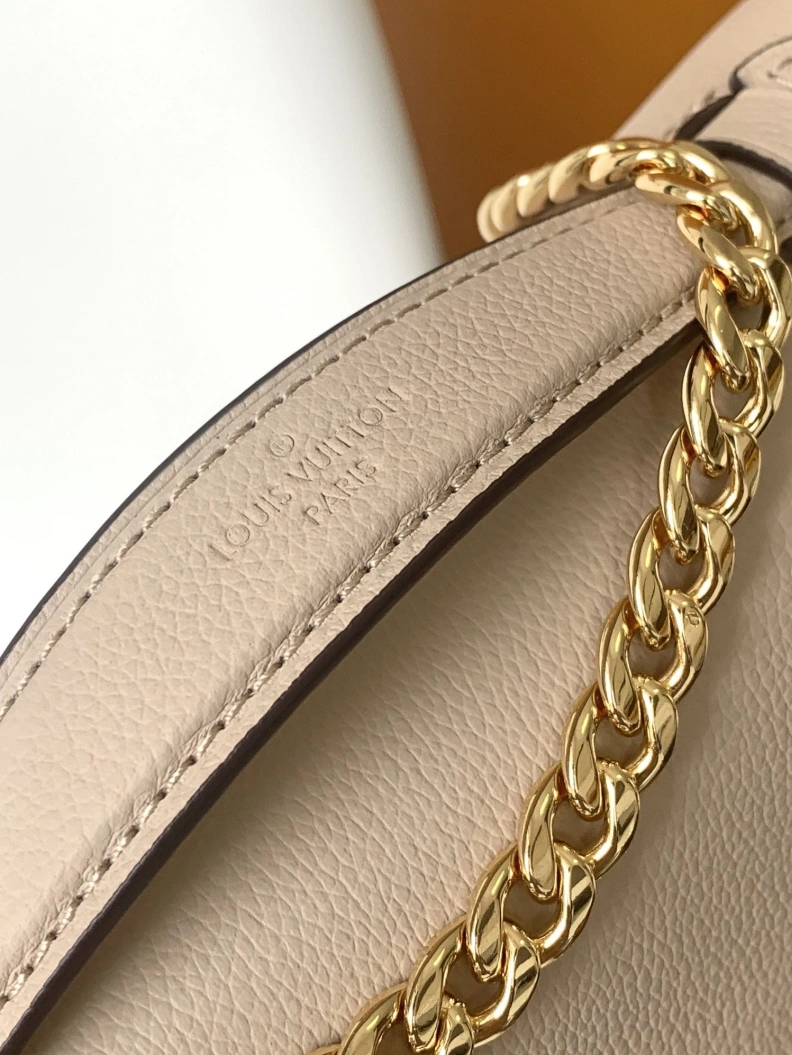 EyeCatching LX Satchel Bags 7232