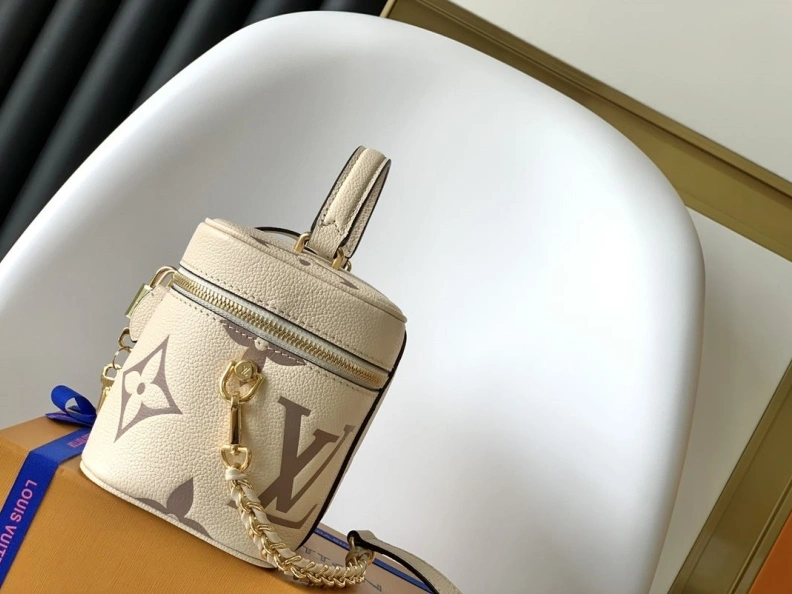 UrbanStyle LX Cosmetic Bags 7381