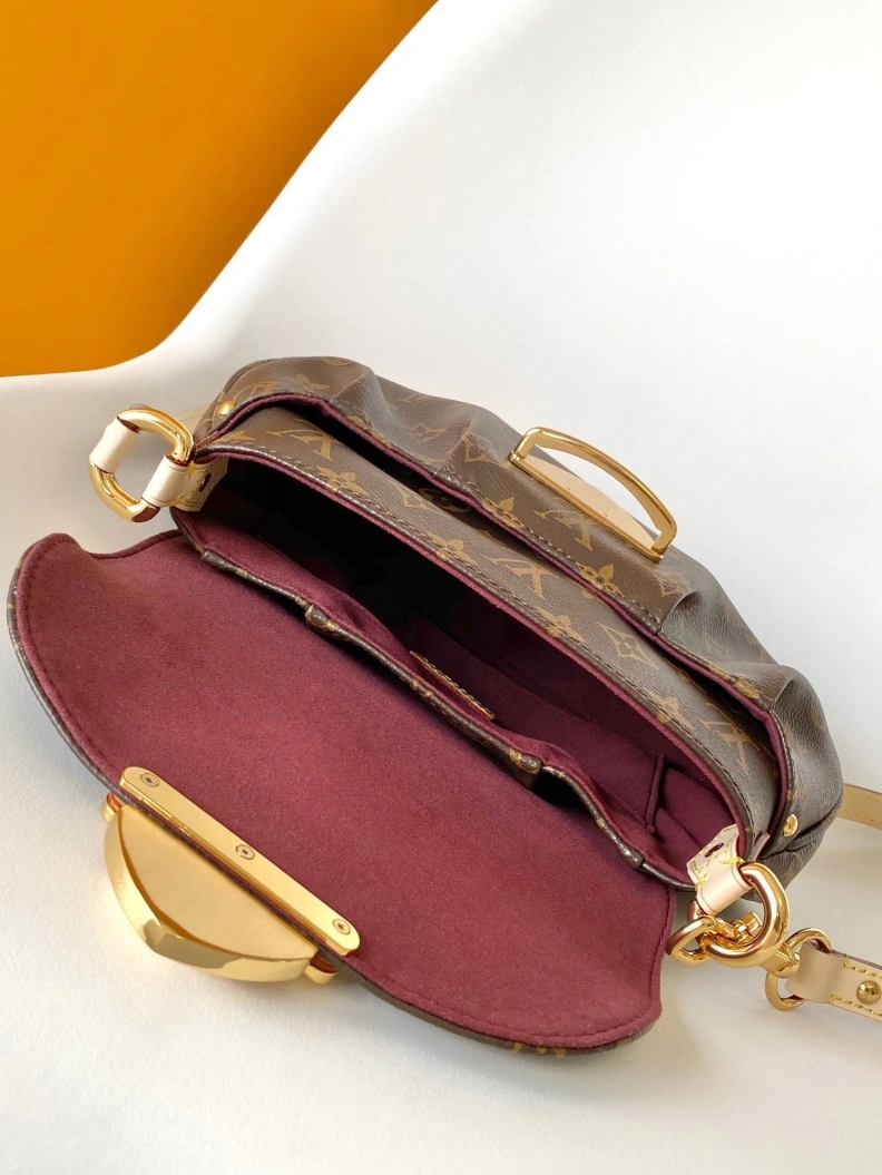 WellDesigned LX Satchel Bags 7215