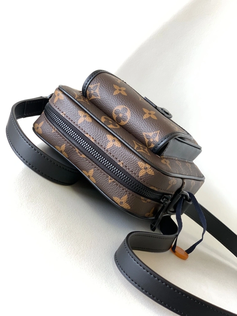 EyeCatching LX Satchel Bags 7226