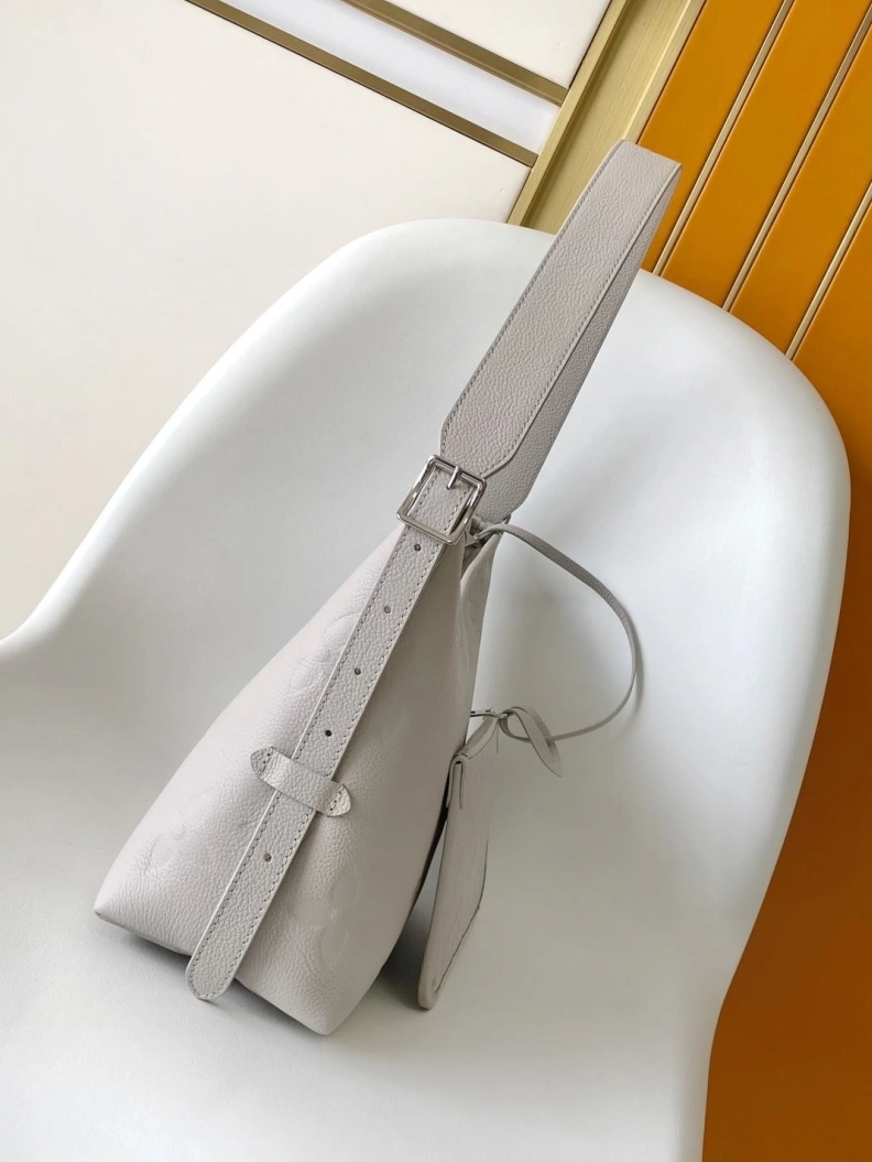 LX Top Handle Bags EyeCatching 6887