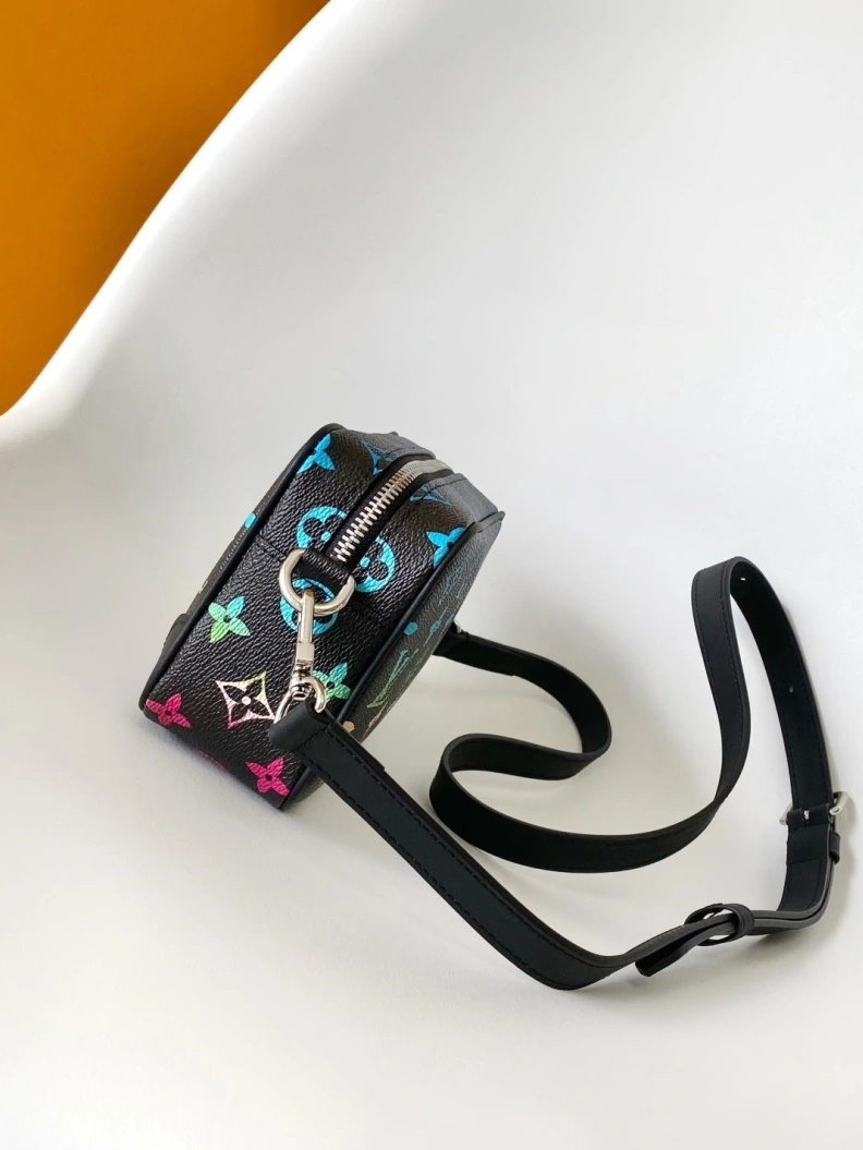 GoAnywhere LX Box Bags 7494