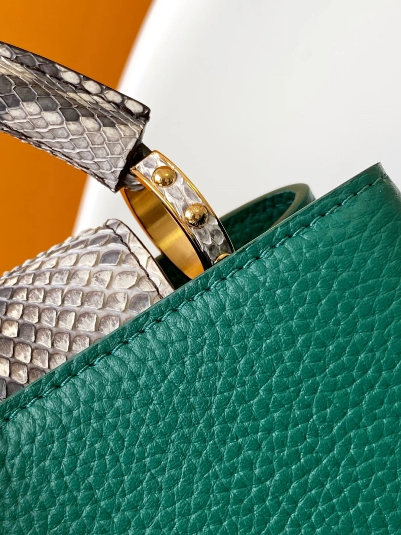 Sleek LX Caxucines Bags 7431