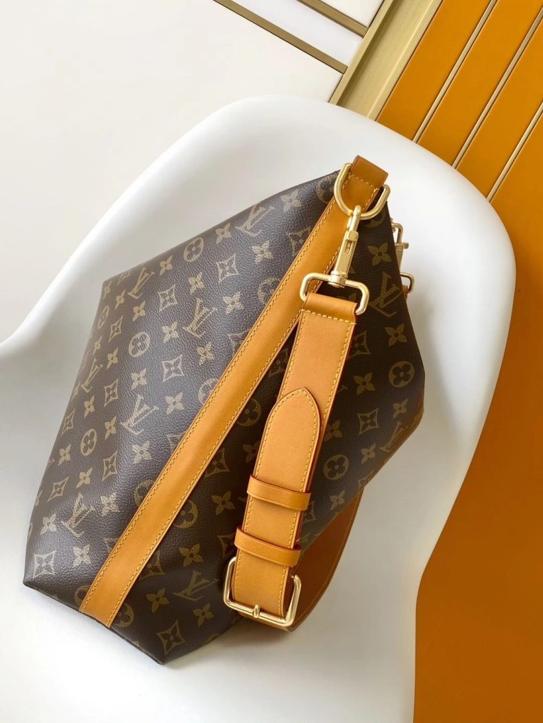 LX Top Handle Bags Timeless 6898