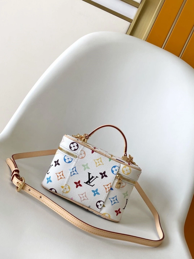 Reliable LX Cosmetic Bags 7386