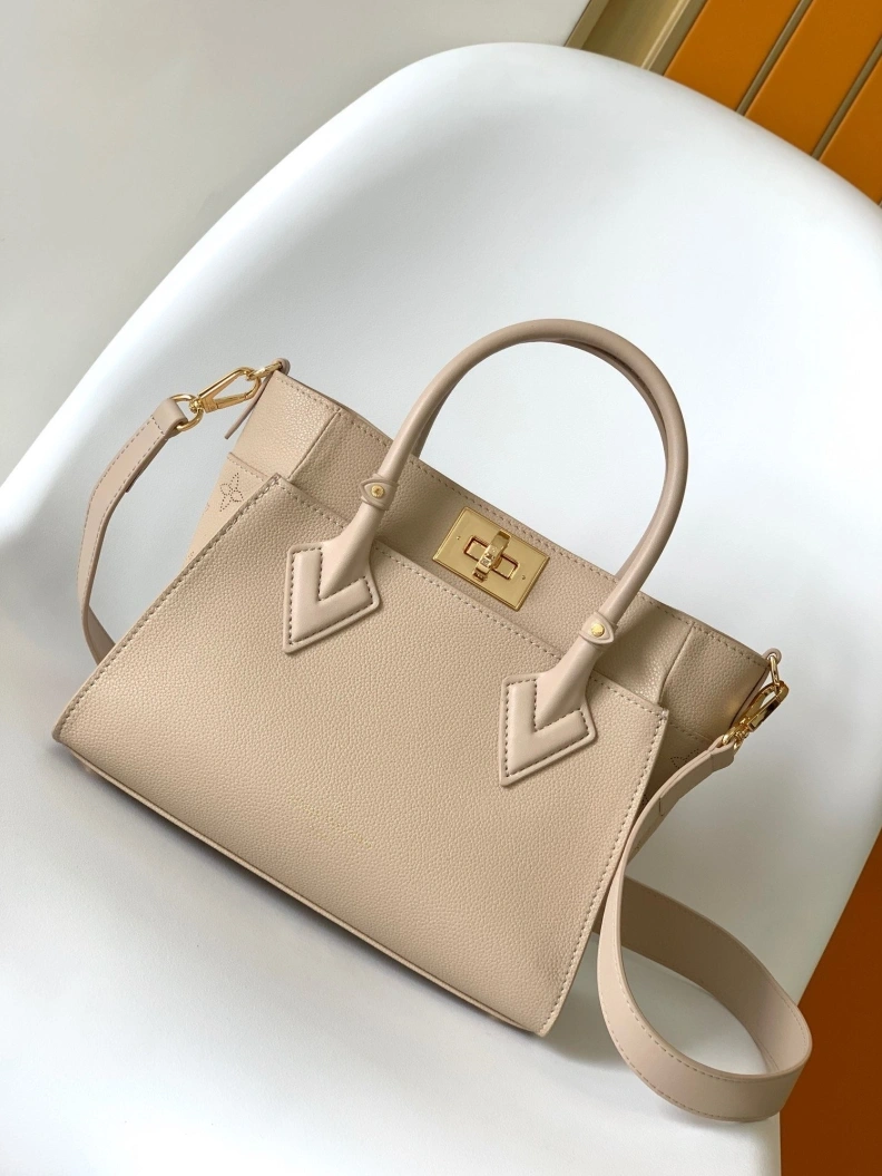 Affordable LX Shopping Bags 7060