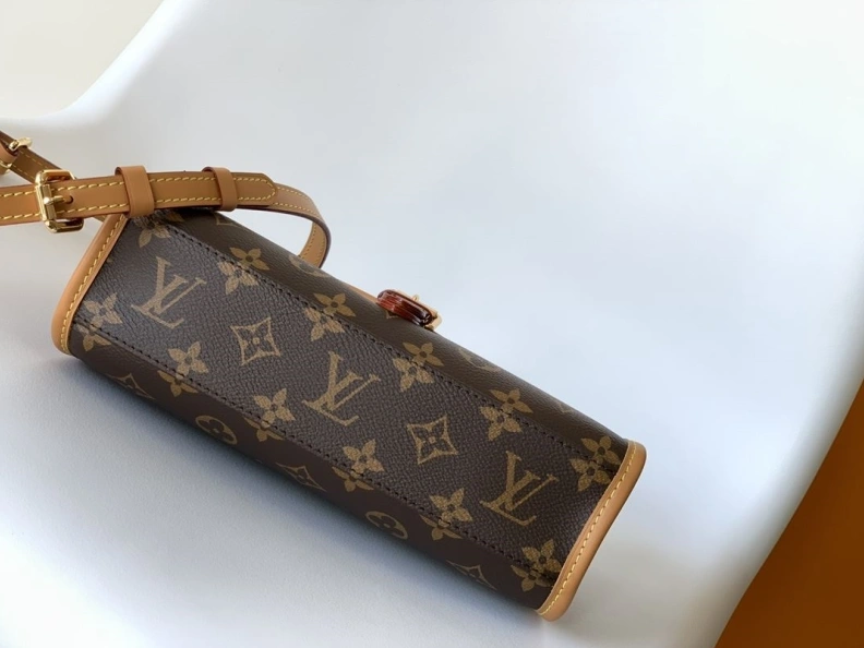 LX Satchel Bags EyeCatching 7190