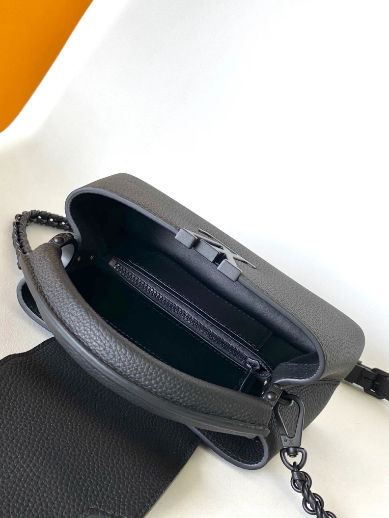 LX Caxucines Bags EyeCatching 7406