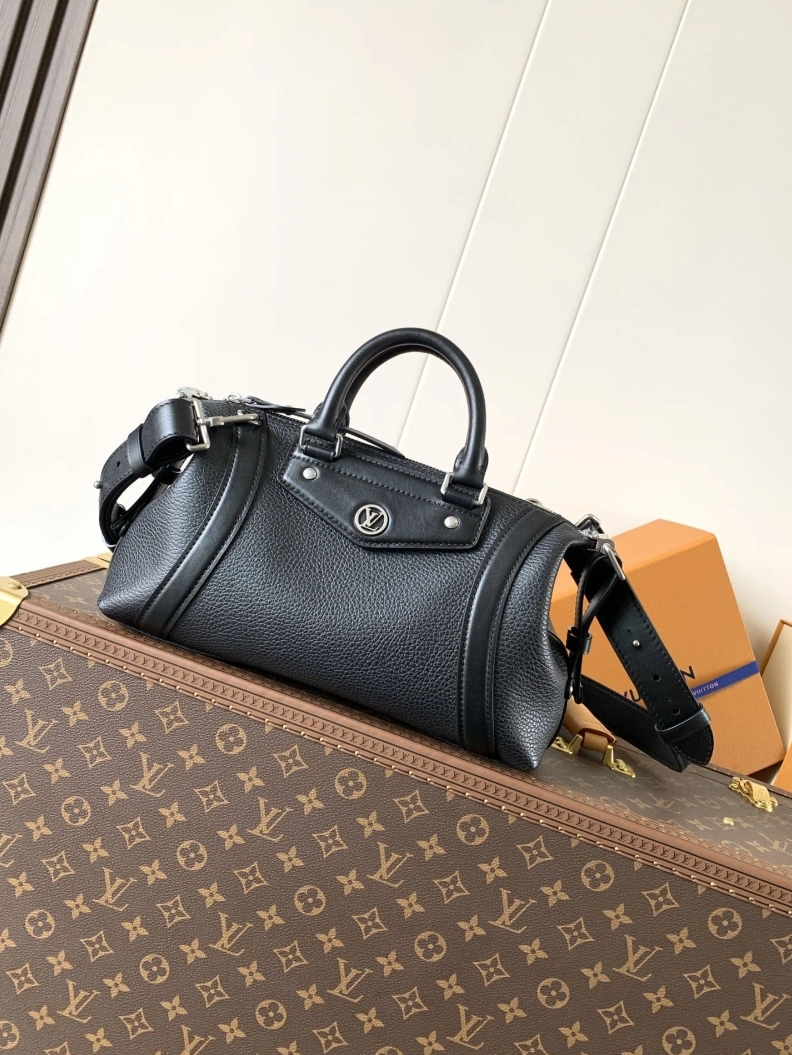 LX Top Handle Bags Bold 6889