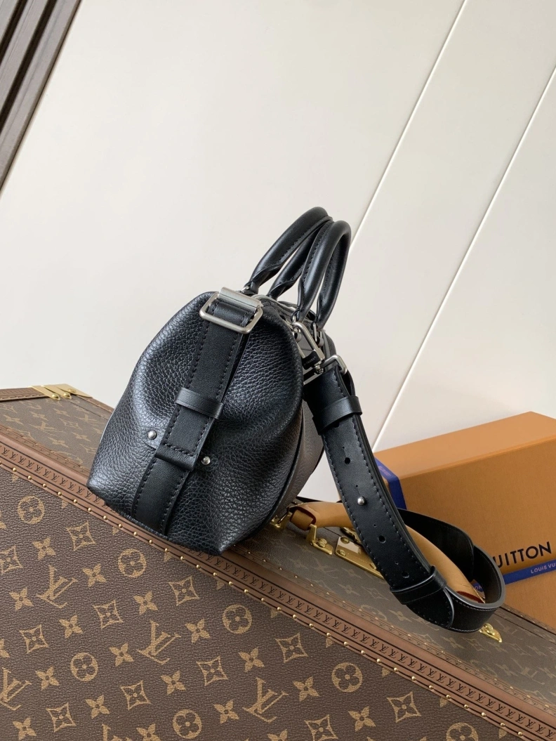 LX Top Handle Bags Bold 6889