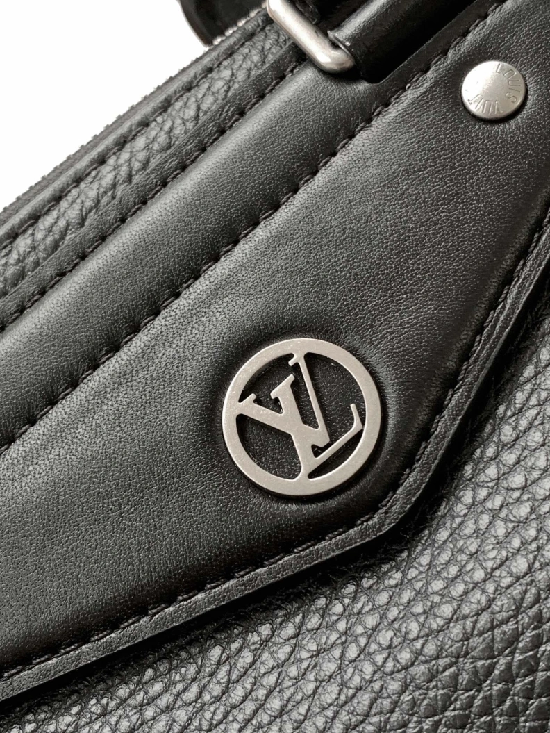 LX Top Handle Bags Bold 6889