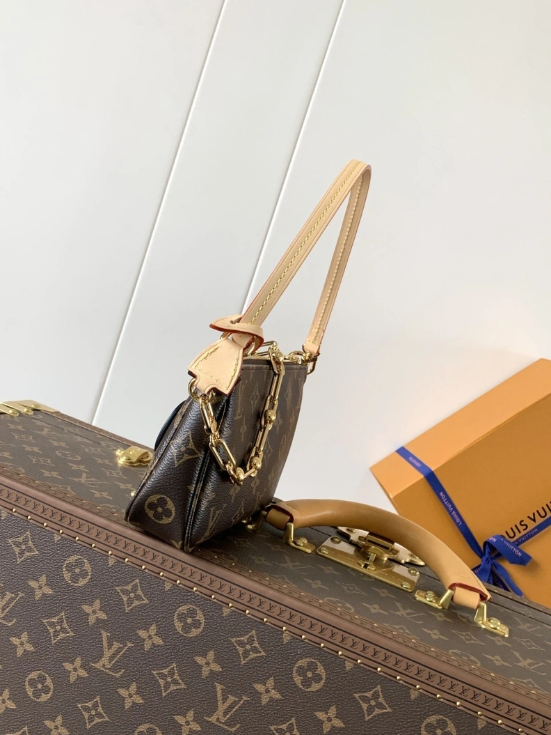 Comfortable LX Top Handle Bags 6877