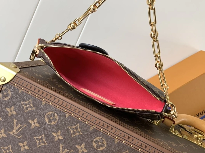 Comfortable LX Top Handle Bags 6877