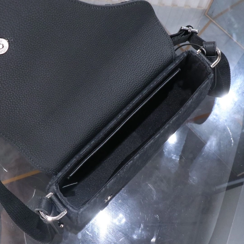 Trendsetting Dxxr Satchel bags 62874