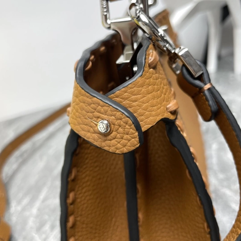 WellDesigned Fxndx Top Handle Bags 69545