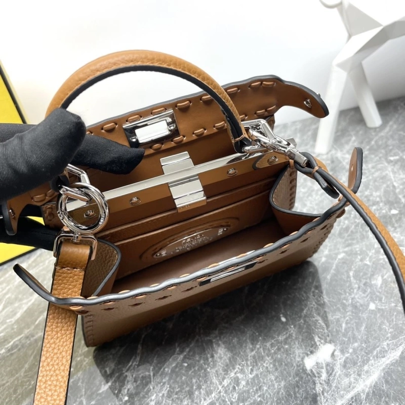 WellDesigned Fxndx Top Handle Bags 69545