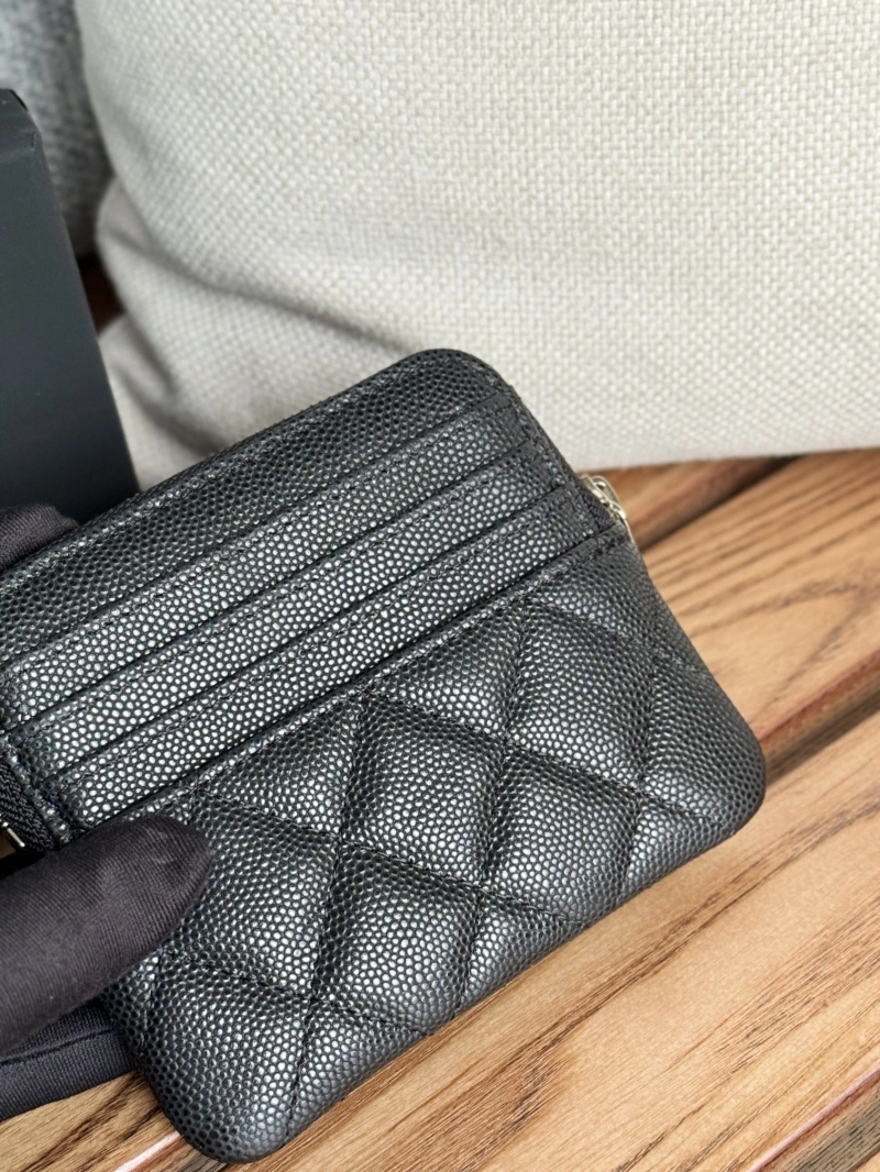 Resilient Chxnxl Wallets 30042