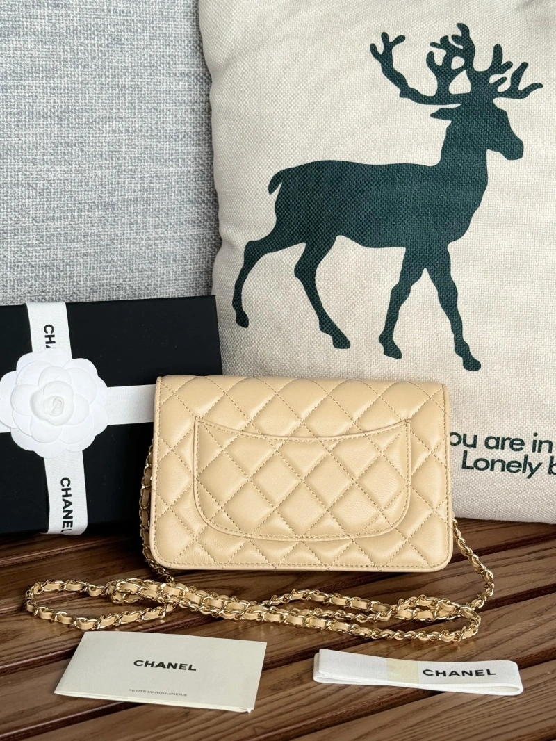 Comfortable Chxnxl Wallets 30023