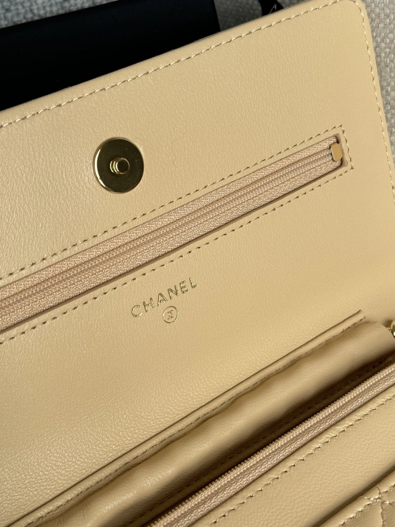 Comfortable Chxnxl Wallets 30023