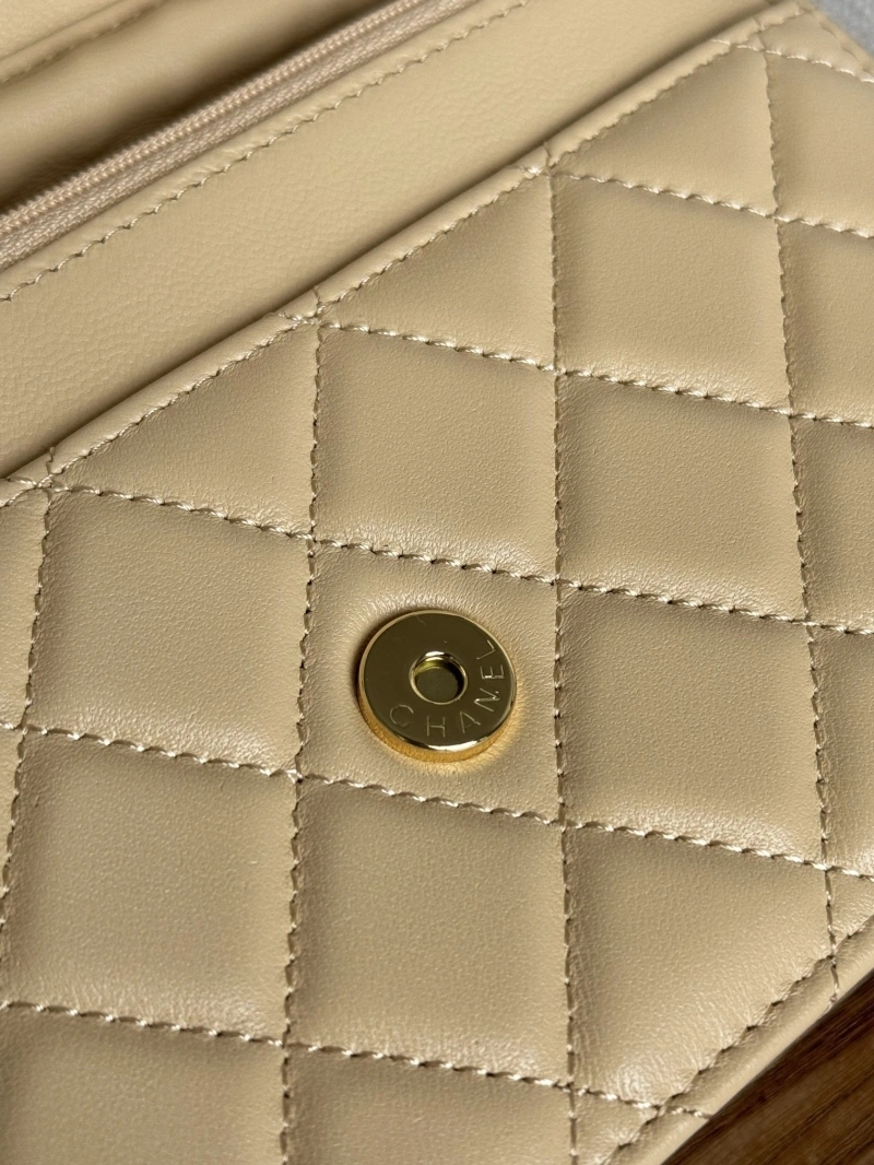 Comfortable Chxnxl Wallets 30023