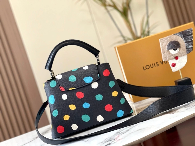 Breathable LX Caxucines Bags 22577