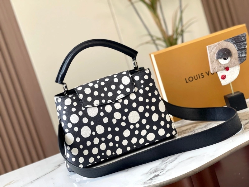 Flexible LX Caxucines Bags 22571