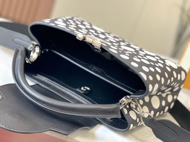 Flexible LX Caxucines Bags 22571