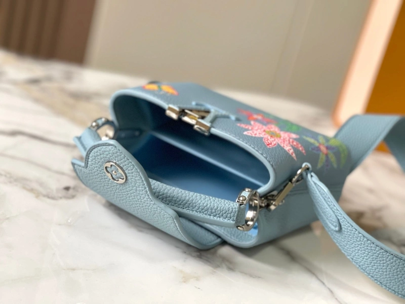Sleek LX Caxucines Bags 22538