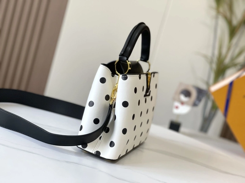 Fashionable LX Caxucines Bags 22430
