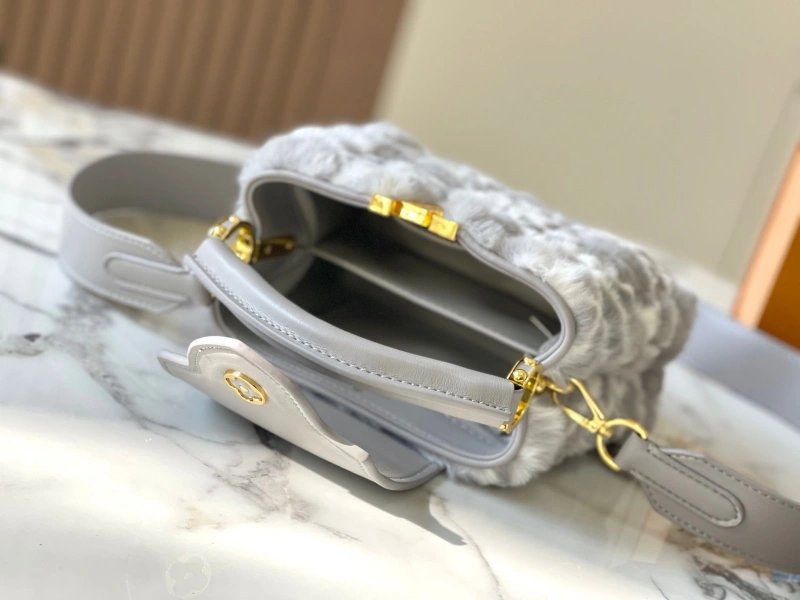 WellDesigned LX Caxucines Bags 22424