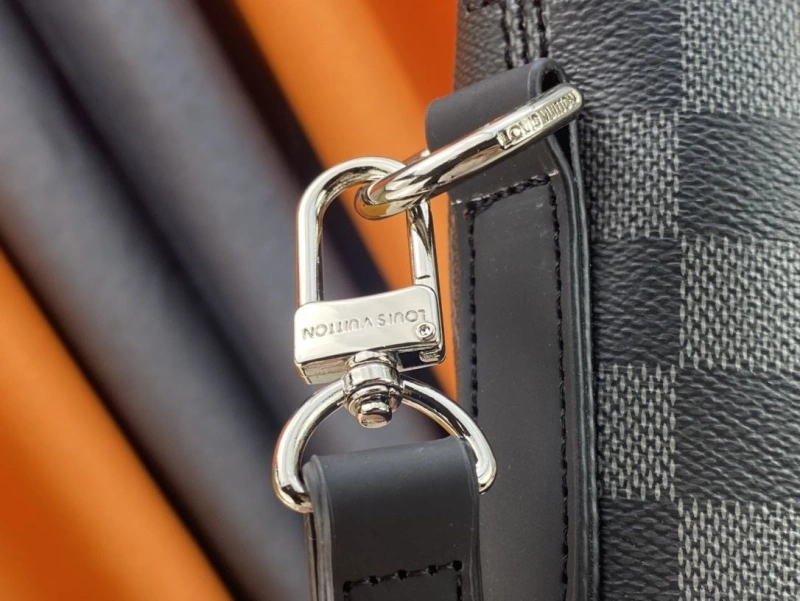 Durable LX Mens Briefcases 22381