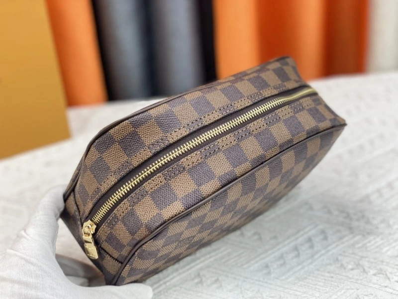 Comfortable LX Cosmetic Bags 22375