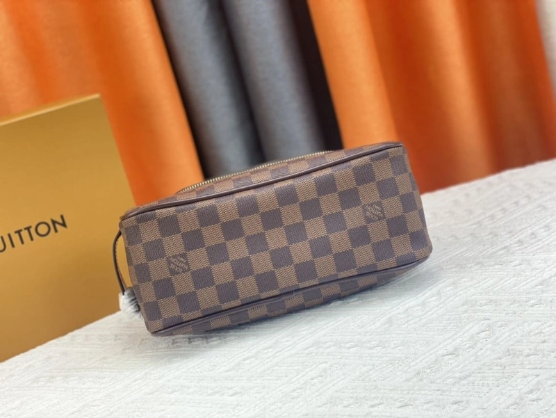 LX Cosmetic Bags Bold 22370