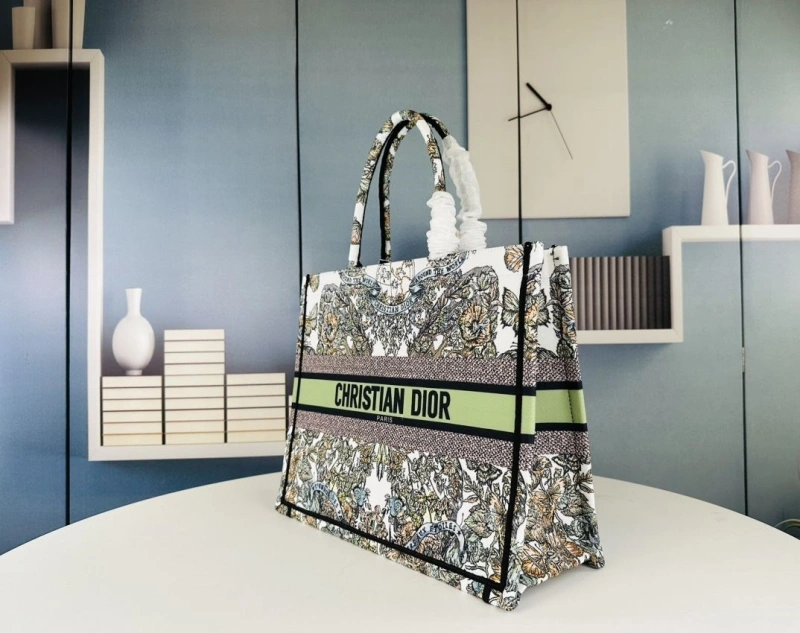 Minimalist Dxxr Shopping Bags 62593