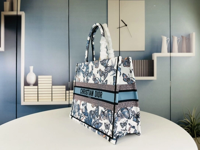 Comfortable Dxxr Shopping Bags 62575