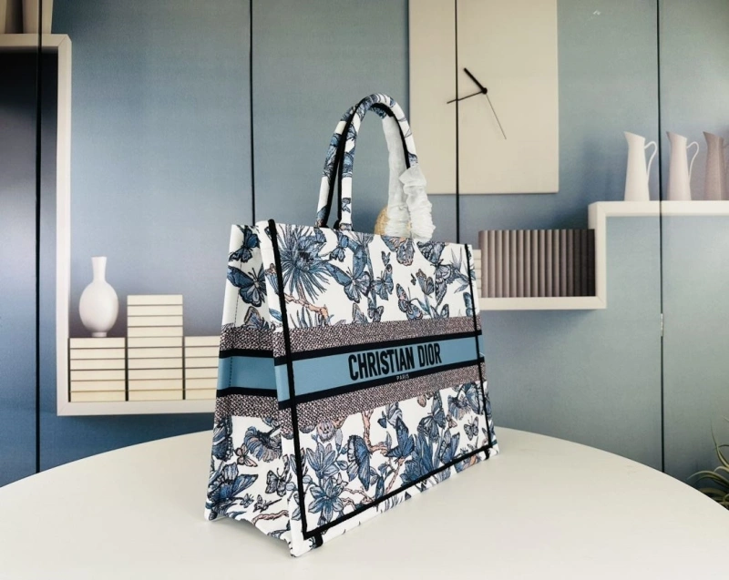 Comfortable Dxxr Shopping Bags 62575