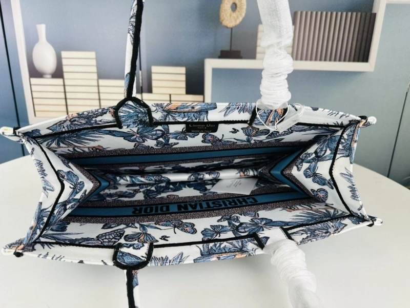Comfortable Dxxr Shopping Bags 62575