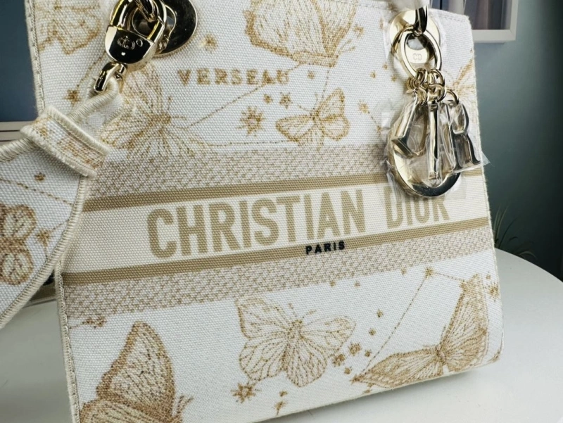 Minimalist Dxxr Shopping Bags 62542