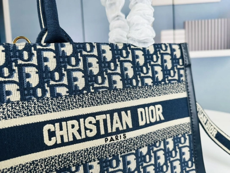 Classic Dxxr Shopping Bags 62632