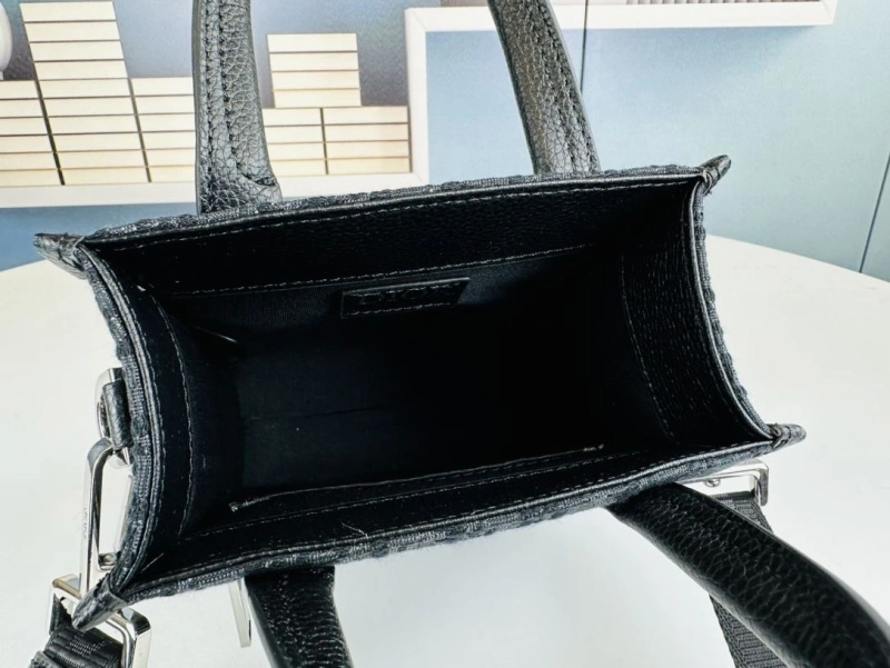 StreetReady Dxxr Top Handle Bags 62476