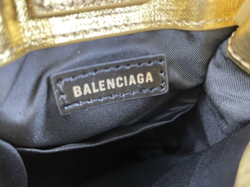 Bxlxnciaga Top Handle Bags Resilient 86047