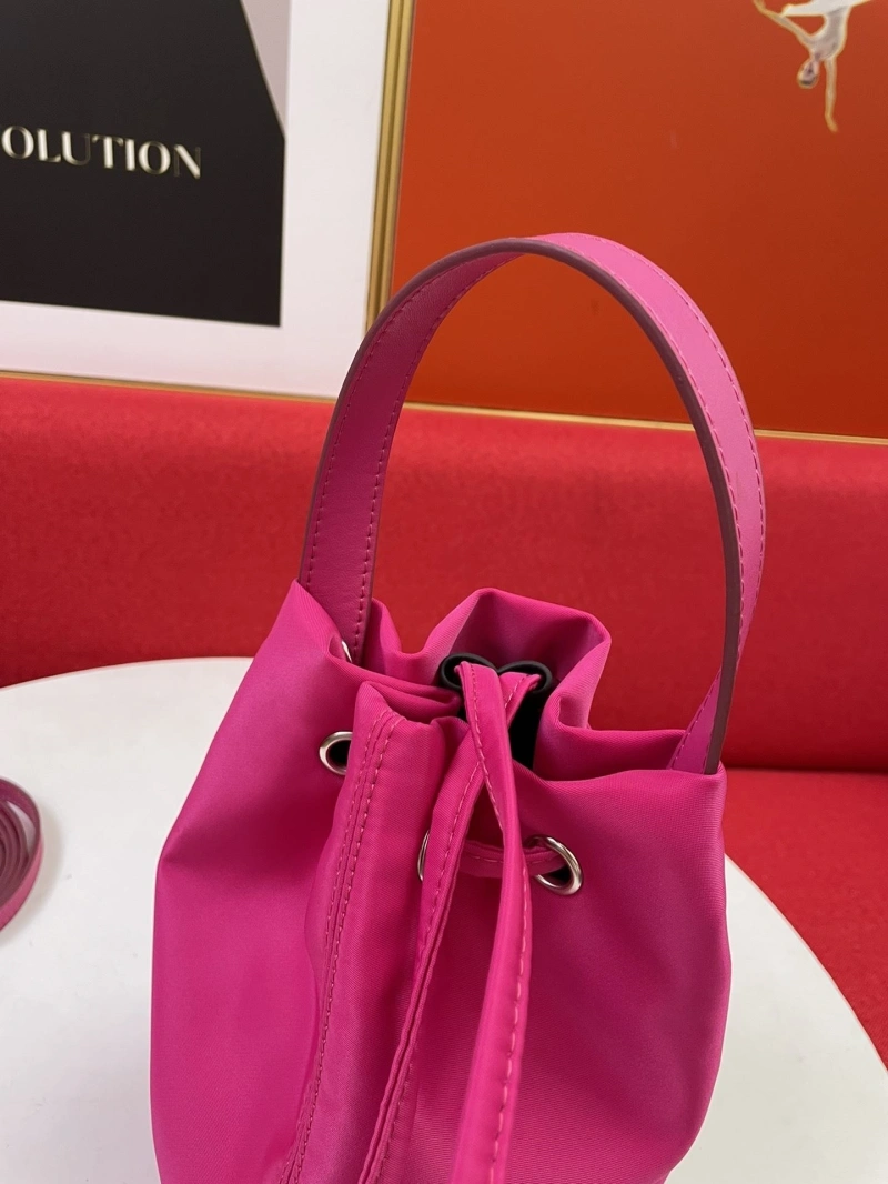 Breathable Bxlxnciaga Bucket Bags 86119