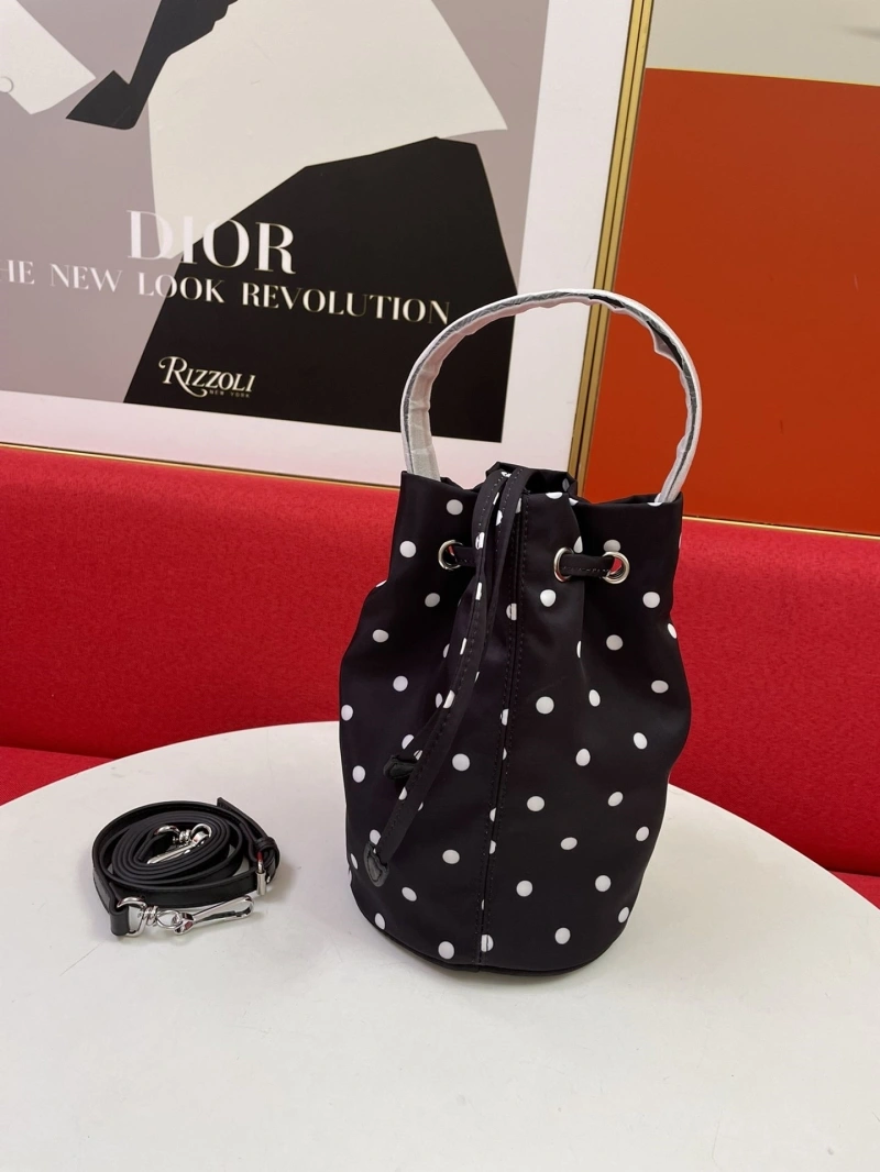 Comfortable Bxlxnciaga Bucket Bags 86101