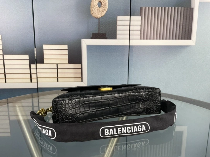 Bxlxnciaga Satchel Bags ModernLook 86093