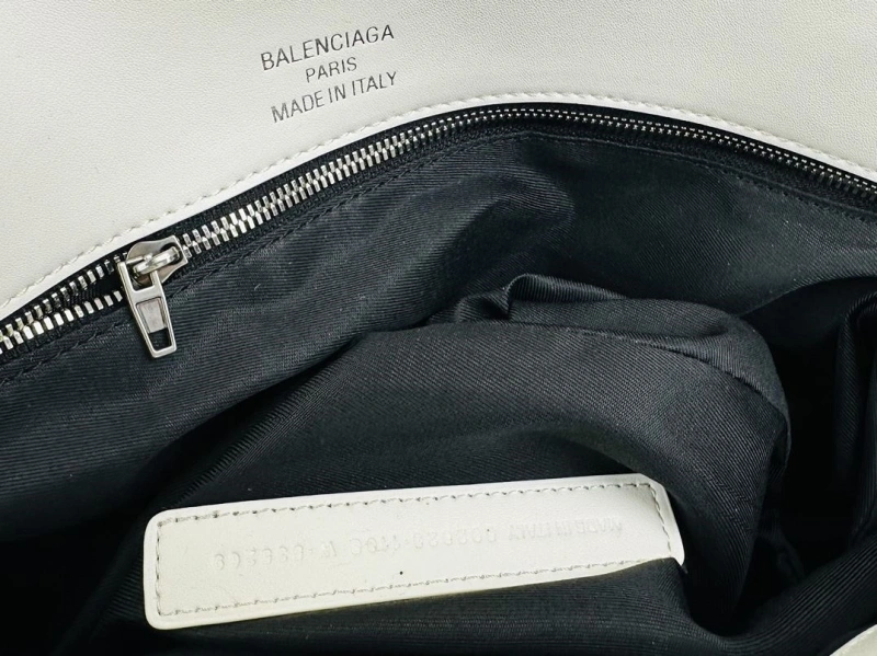 Bxlxnciaga Satchel Bags Timeless 86054